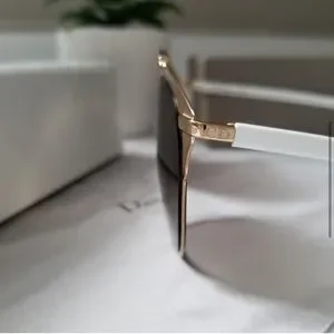 Dior | Accessories | Nib Dior Reflected Sunglasses White  display picture 3